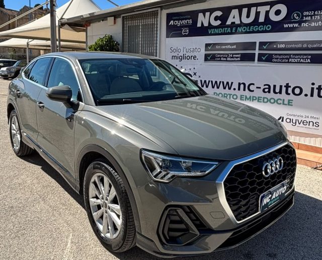 AUDI Q3 Grigio metallizzato