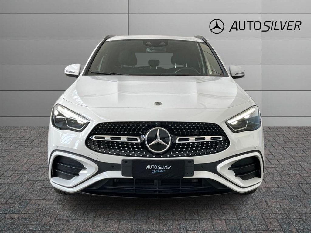 MERCEDES-BENZ GLA 200 d 4matic AMG Line Advanced Plus - 3