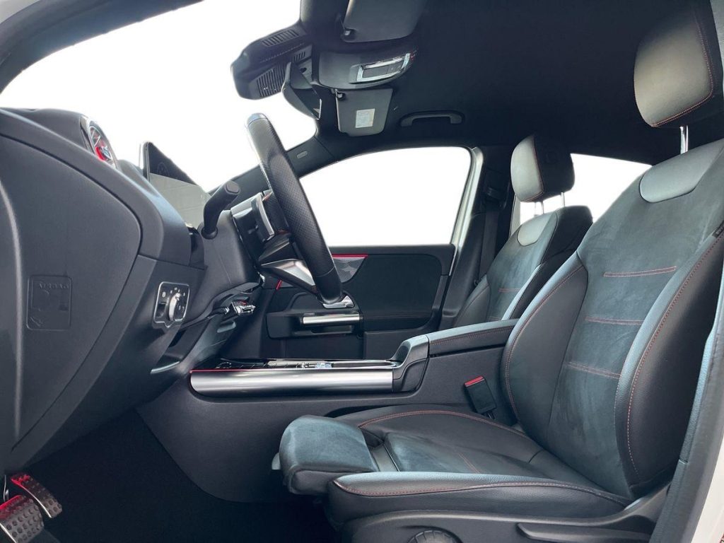 MERCEDES-BENZ GLA 200 d 4matic AMG Line Advanced Plus - 10