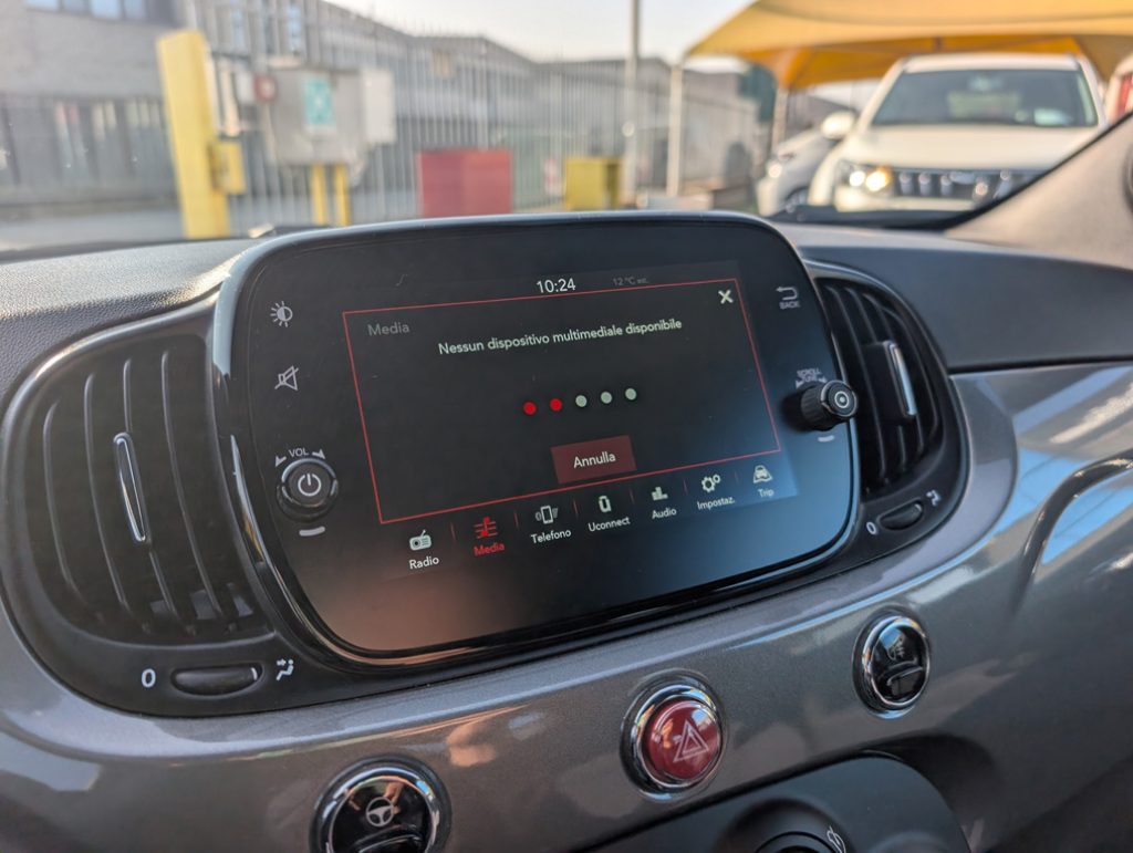 FIAT 500 1.0 Hybrid Club - OK NEOPATENTATI - 17