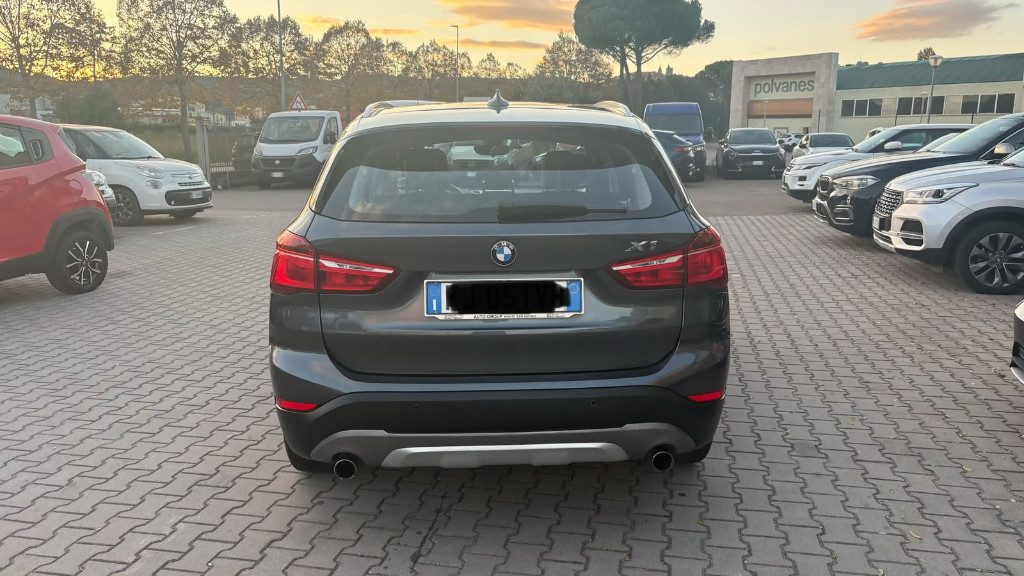 BMW X1 sDrive20d xLine UNICO PROPRIETARIO - 4