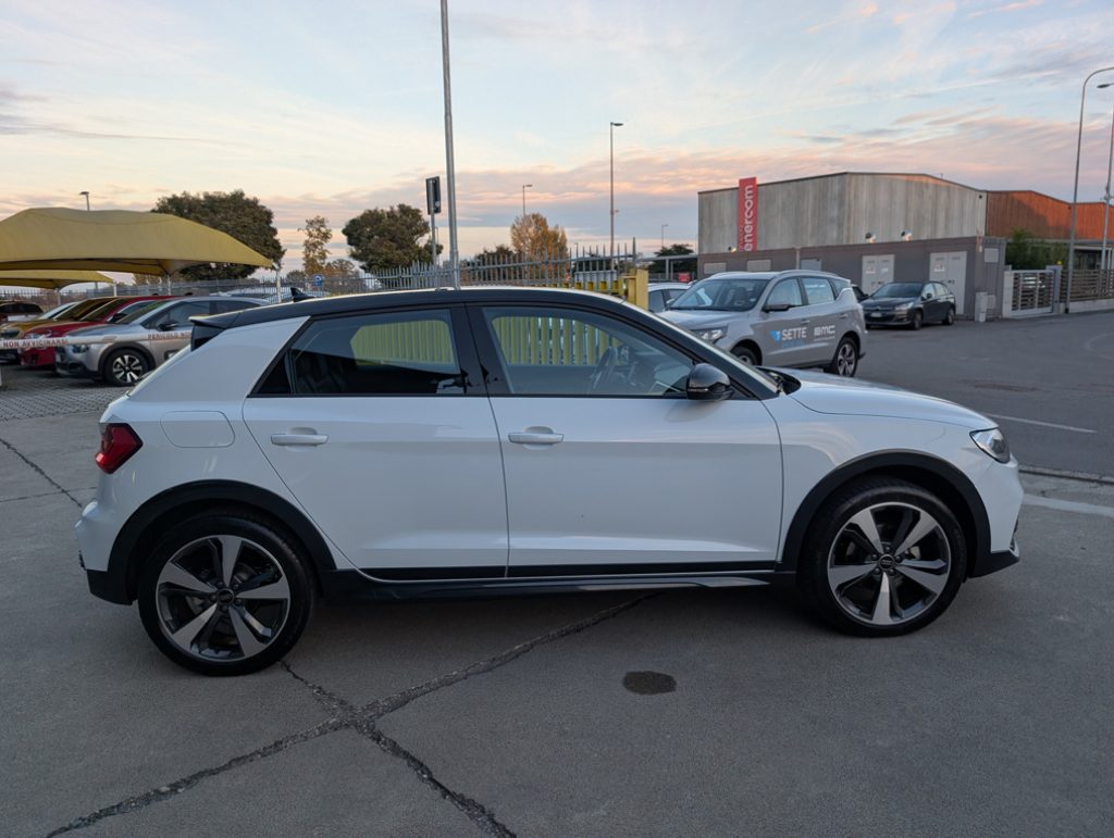 AUDI A1 Allstreet 30TFSI Stronic Identity Contrast Azienda - 4