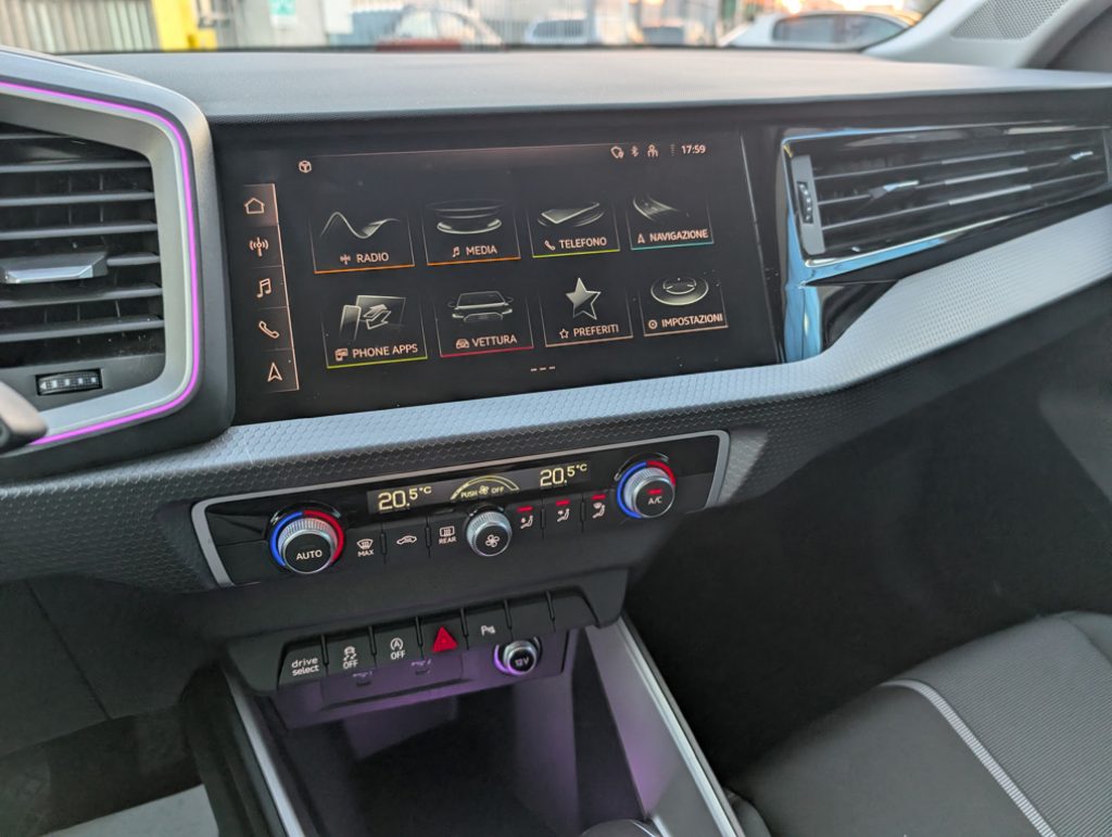 AUDI A1 Allstreet 30TFSI Stronic Identity Contrast Azienda - 13