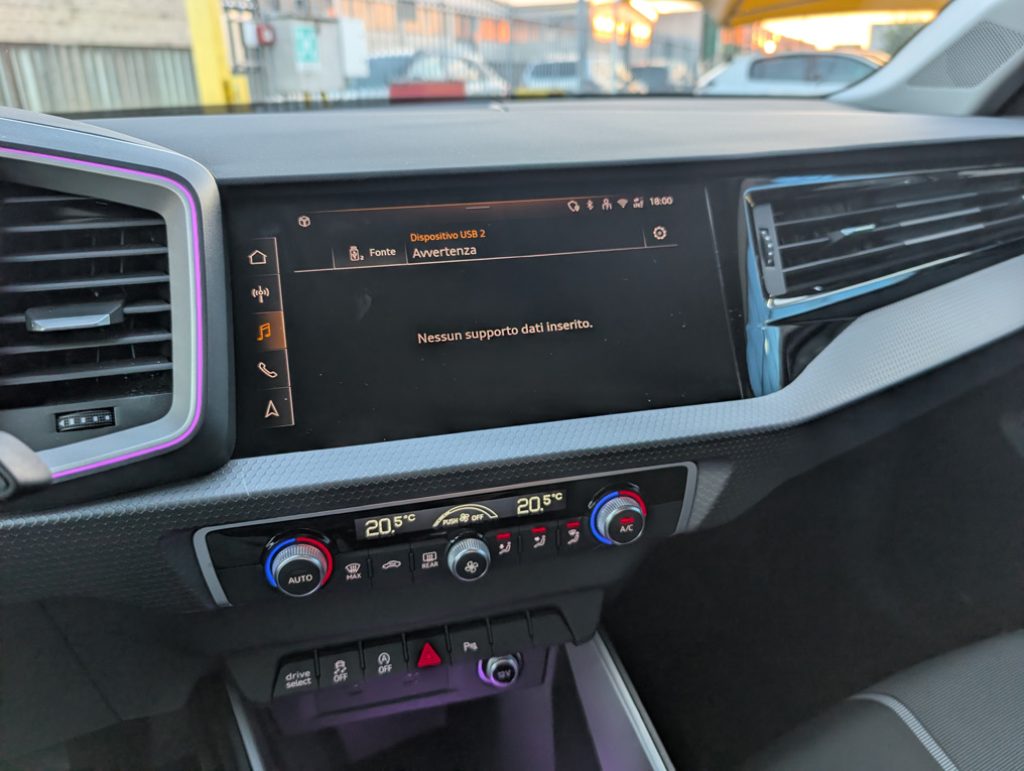 AUDI A1 Allstreet 30TFSI Stronic Identity Contrast Azienda - 15