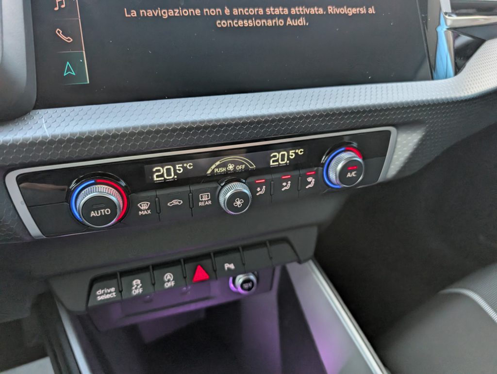 AUDI A1 Allstreet 30TFSI Stronic Identity Contrast Azienda - 18