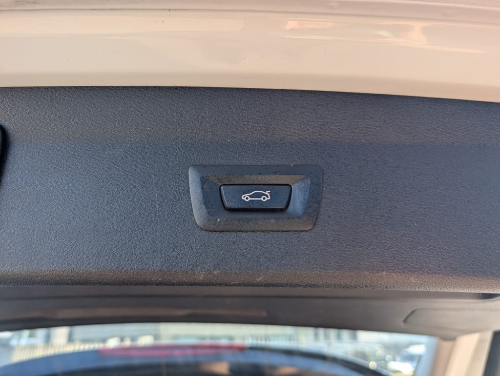 BMW X1 xDrive25e xLine Plus Plug In Hybrid - 8