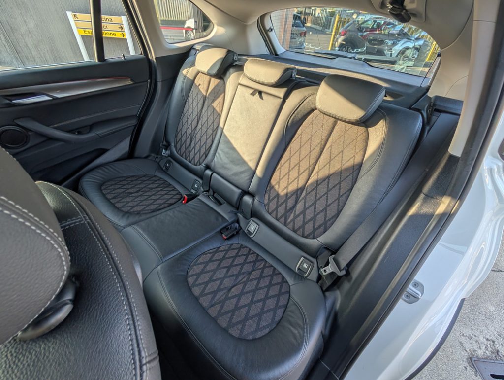 BMW X1 xDrive25e xLine Plus Plug In Hybrid - 24