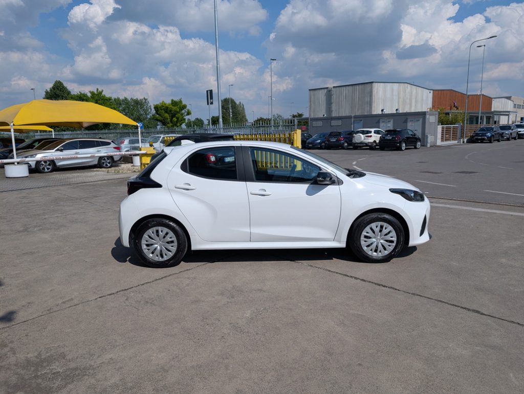 MAZDA 2 Hybrid 1.5 VVT e-CVT Full Hybrid Electric Prime-Li - 4