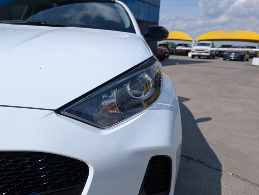 MAZDA 2 Hybrid 1.5 VVT e-CVT Full Hybrid Electric Prime-Li - 9