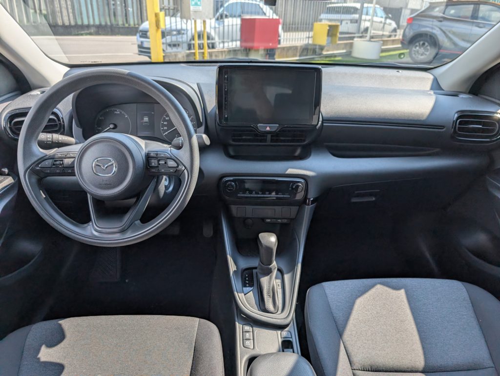 MAZDA 2 Hybrid 1.5 VVT e-CVT Full Hybrid Electric Prime-Li - 26