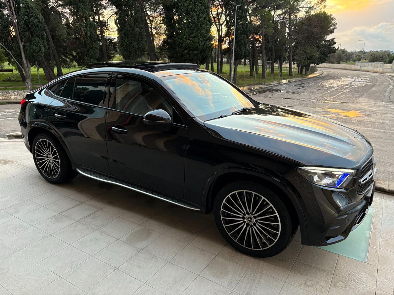 MERCEDES-BENZ GLC 220 d 4Matic Mild hybrid Coupé AMG Line Premium TETTO. - 3