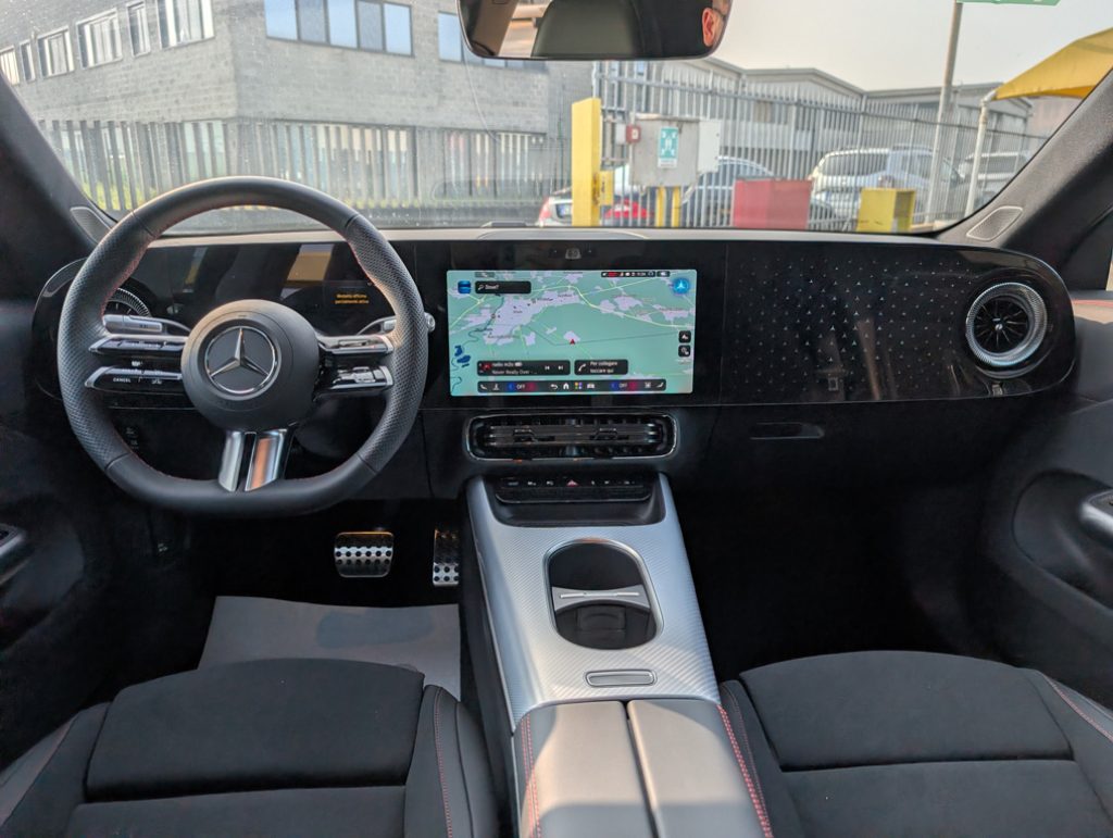 MERCEDES-BENZ CLA 350 EQ 4Matic Premium AMG LINE Plus - 33