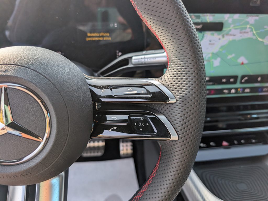 MERCEDES-BENZ CLA 350 EQ 4Matic Premium AMG LINE Plus - 34
