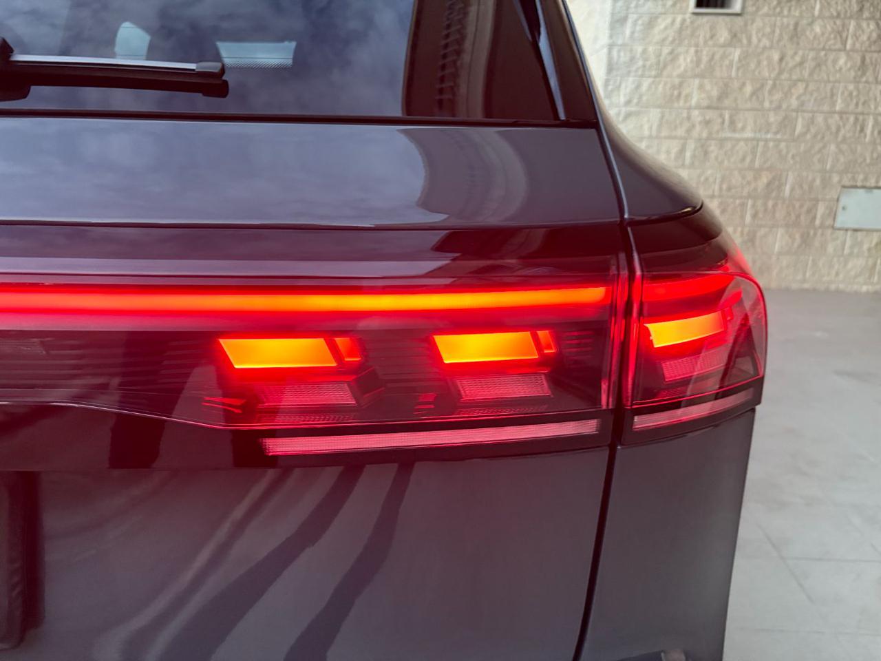VOLKSWAGEN Tiguan 2.0 TDI 150 CV DSG Life CERCHI 18-RETROCAMERA - 40