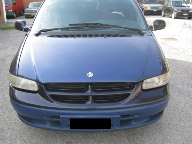 chrysler grand voyager 2.5 turbodiesel le anno 1998