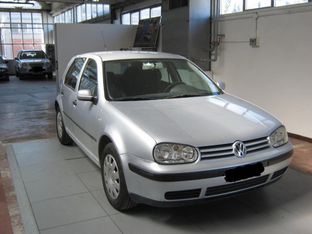 volkswagen golf 1.4 16v cat 5 porte anno 2002