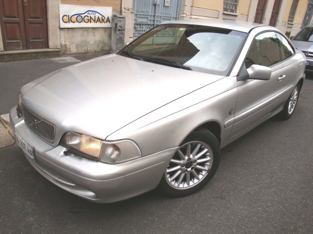 volvo c70 2.0i turbo 20v t-5 coupè * whatsapp 3939578915 * anno 1998