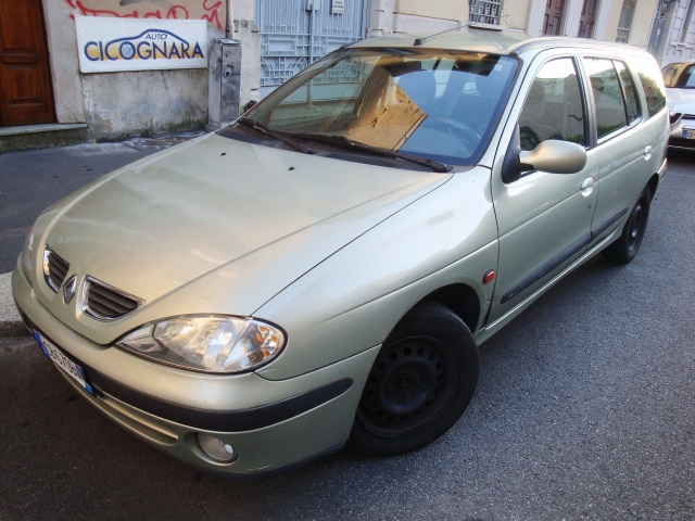 renault megane 1.4 16v sw expression gpl anno 2002